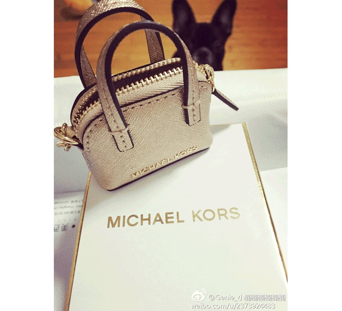 粉丝寄的礼物最后一件太惊喜了,粉丝寄来最想要的礼物