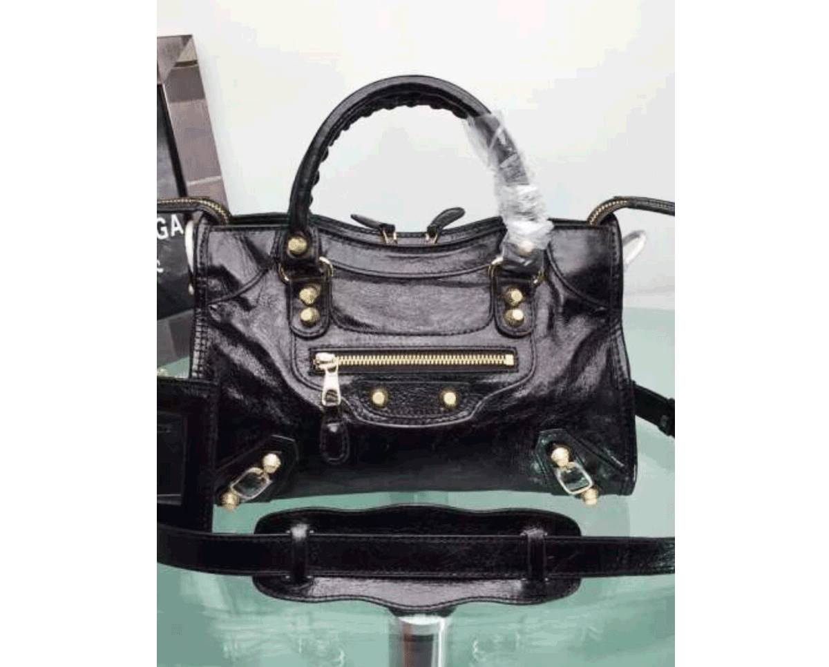 粉丝寄的礼物最后一件太惊喜了,粉丝寄来最想要的礼物