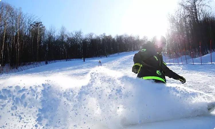 自由行去哪个滑雪场方便,松花湖滑雪一日游最佳攻略