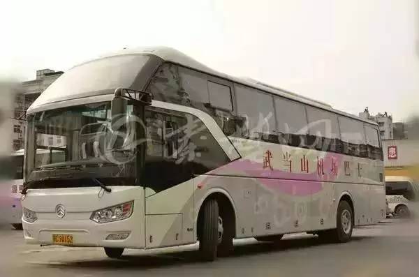 深圳宝安机场到十堰武当山航班,武当山机场到天河航班时刻表