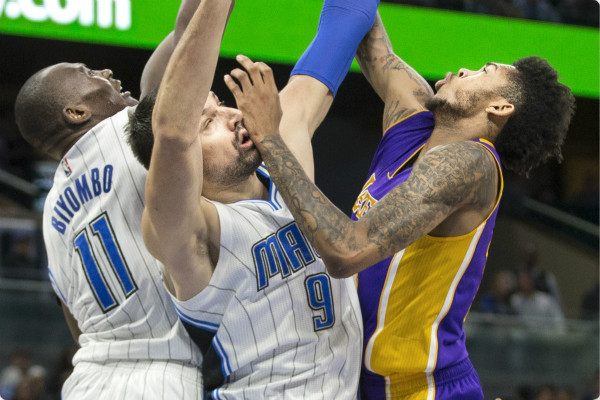 今日奇葩说之龙发装饰救不了快船