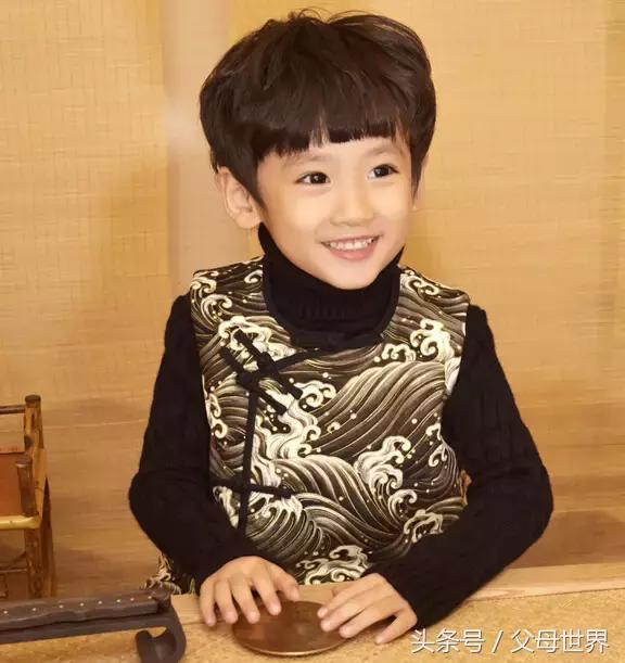 儿童新年唐装穿搭,小孩穿什么唐装好看