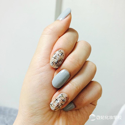 手白的人适合的美甲图片欣赏,手白又好看的女生