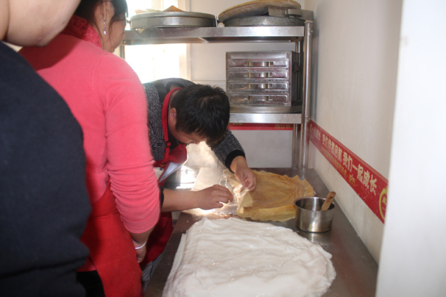 西安面皮的做法大全,汉中米皮做法小吃培训