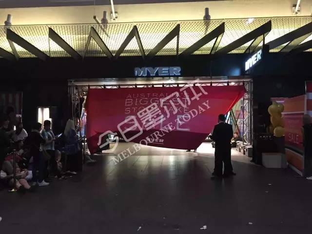 墨市BoxingDay现场：蔻驰5折！兰蔻YSL7折