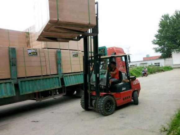 开叉车小技巧有哪些,开叉车到底难不难