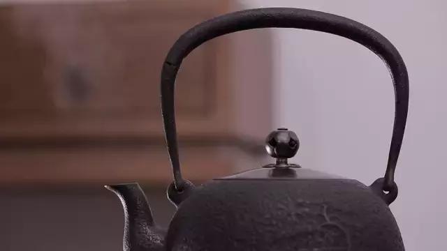 学会这几招，你也能挑选一把称心如意的铁壶