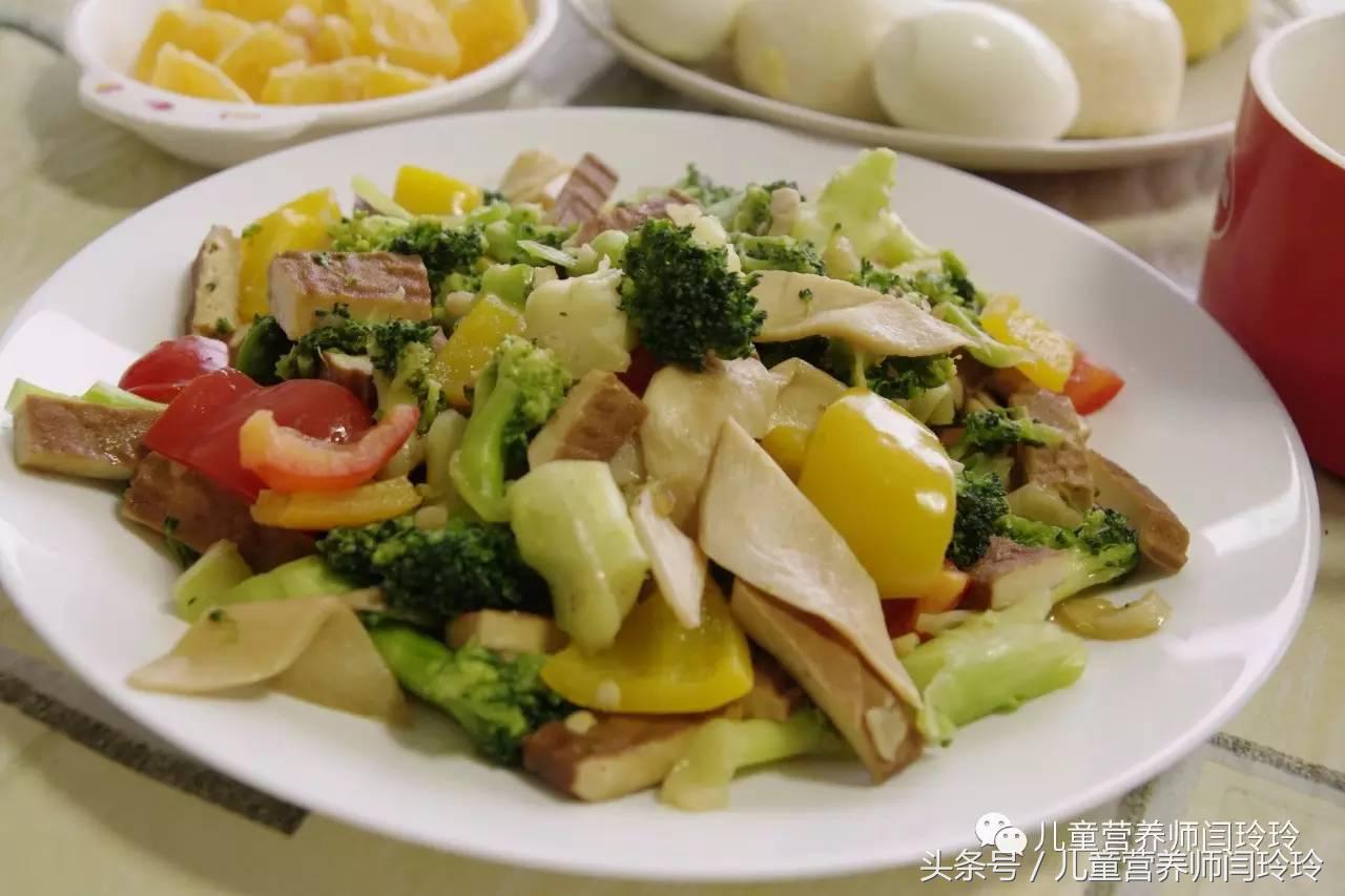 6岁女儿发烧39度，两天的饮食安排全纪录，营养均衡促康复