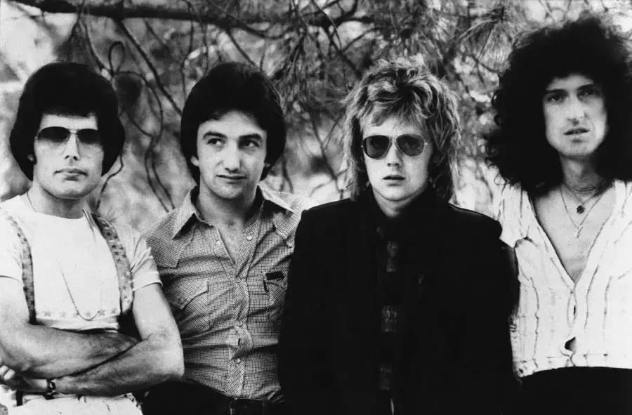 全世界都听过他的歌，但你肯定不知道他是天体物理学家和大学校长