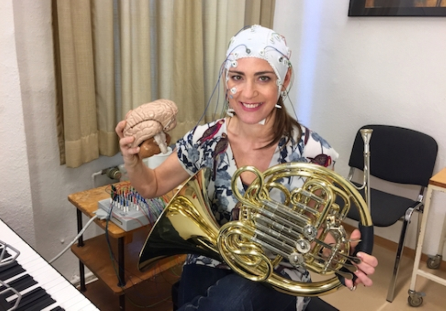 做核磁共振半道跑出来的多吗,做核磁共振途中为什么要推针水