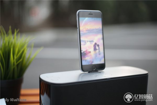 不用耳机孔一样插上就听，RSRDS909未来音响体验