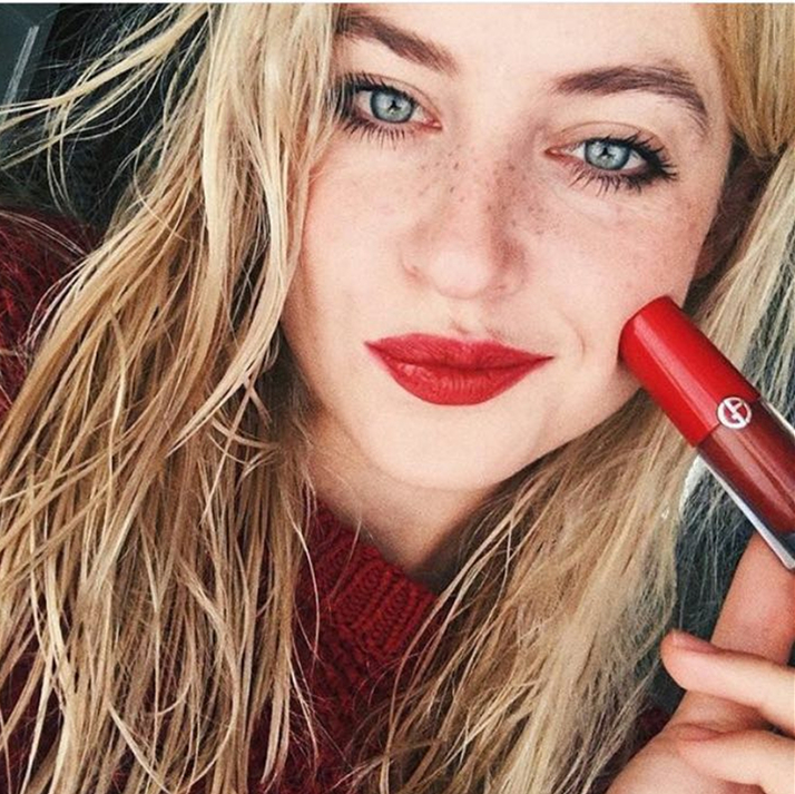 阿玛尼染唇液005试色,阿玛尼新出了个唇泥色号