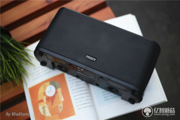 不用耳机孔一样插上就听，RSRDS909未来音响体验