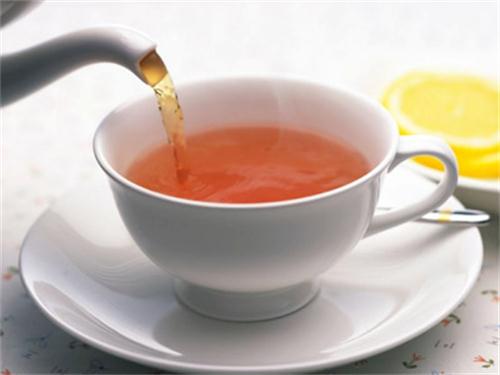 小狗便便成形但是很稀,小狗拉屎最后有一点稀