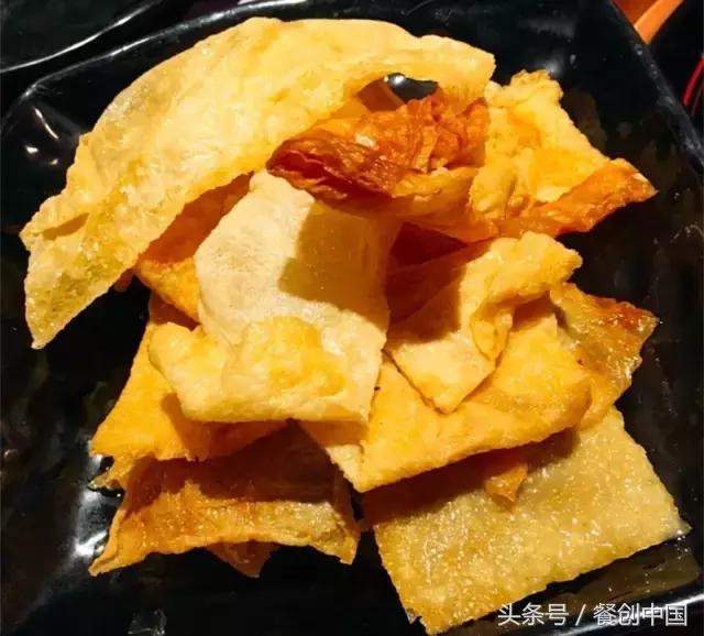 美蛙鱼头火锅什么味道好吃,美味美蛙鱼头火锅