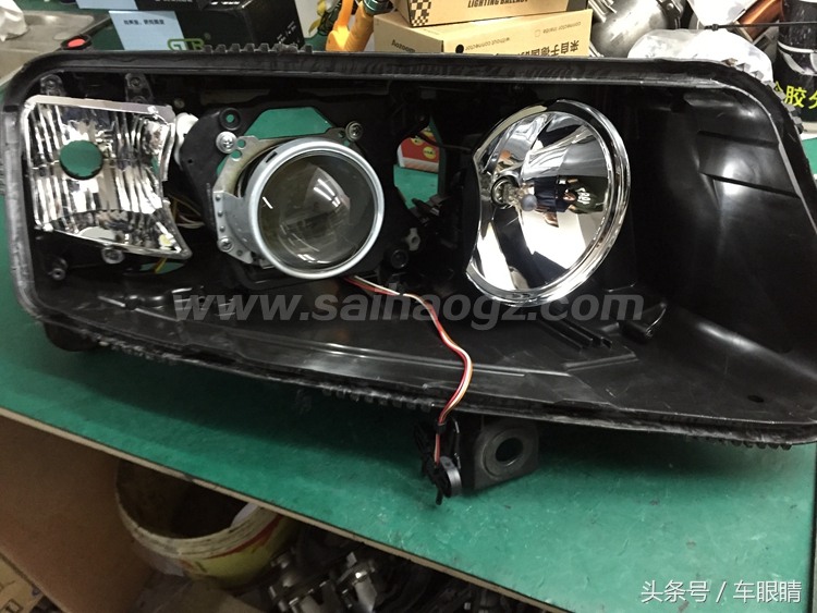 奥迪a6l灯光使用教程视频,老款奥迪a6l车灯怎么关闭