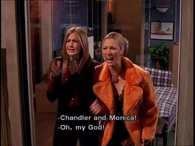 老友记chandler和菲比一起工作,老友记中菲比霸气片段