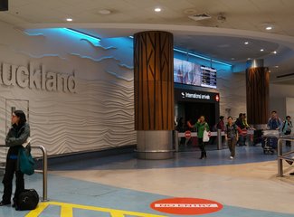 新西兰南岛顺时针逆时针,新西兰四个人游玩大概多少钱