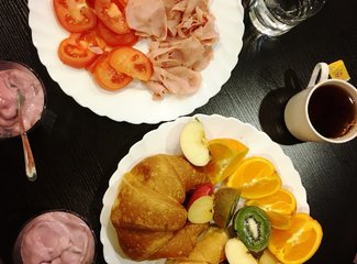 新西兰南岛顺时针逆时针,新西兰四个人游玩大概多少钱