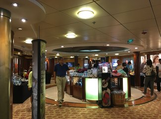 与游轮的亲密接触：精致邮轮千禧号,日韩线）内附有8090后游轮游正确打开方式专业摄影美图