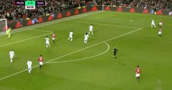 吉鲁伊布蝎子摆尾,伊布替补登场换下吉鲁