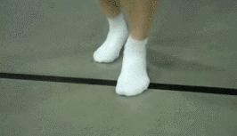 打球容易崴脚应该怎么锻炼,打球经常崴脚怎么锻炼