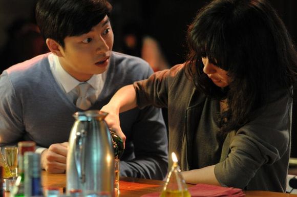 鬼怪孔刘治愈型 (鬼怪孔刘饰演的神经历了什么)