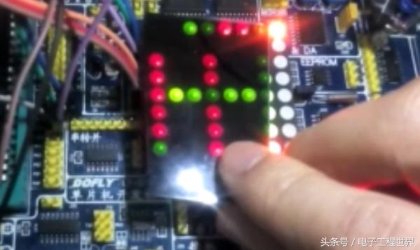 自己DIY个点阵书写屏玩