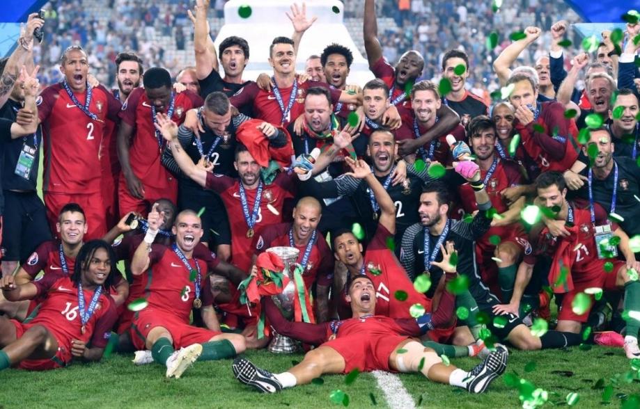 c罗环球最佳射手,c罗环球奖杯