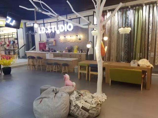 年销售额800万，他的窗帘品牌到店转化率超80%，做窗帘宜家