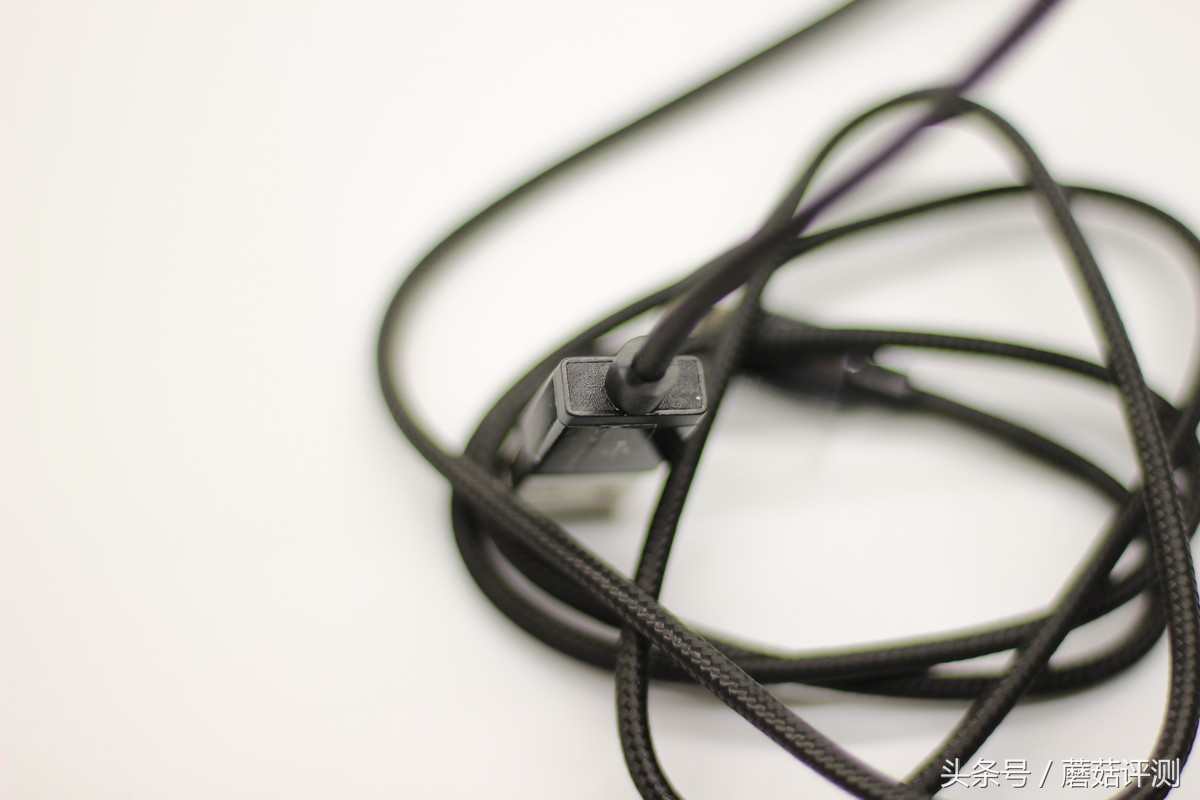 苹果手机原装数据线的问题,苹果充电线总坏是线还是接口问题