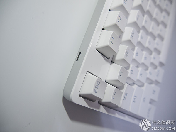 悦米机械键盘反应迟钝,悦米mk01机械键盘