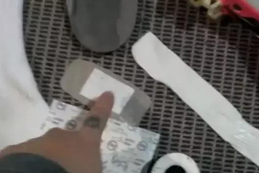 踢球脚大拇指总是磨起泡是为什么,踢球脚起泡是怎么回事