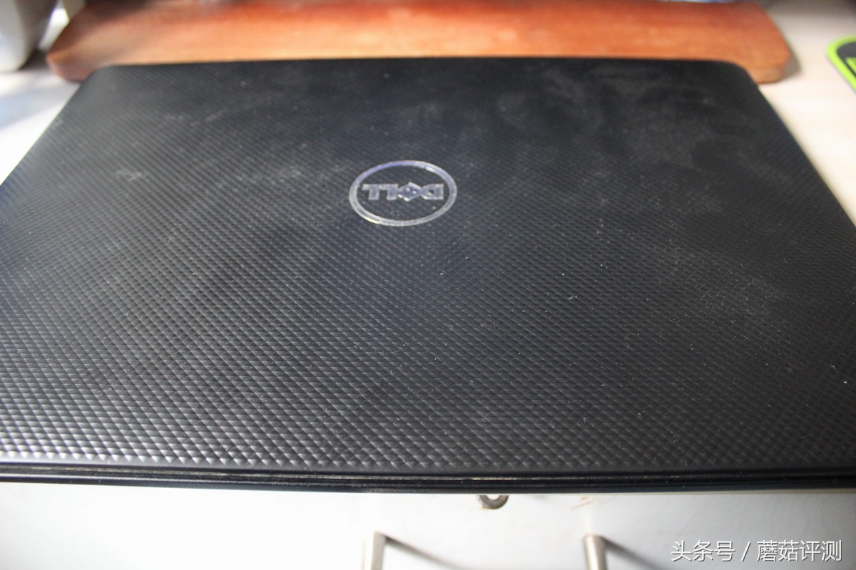 戴尔inspiron3421加装固态,戴尔笔记本inspiron143476拆机