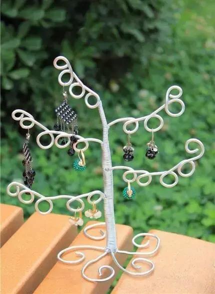 魔法改造，没用的废物强势来袭，华丽变身首饰架