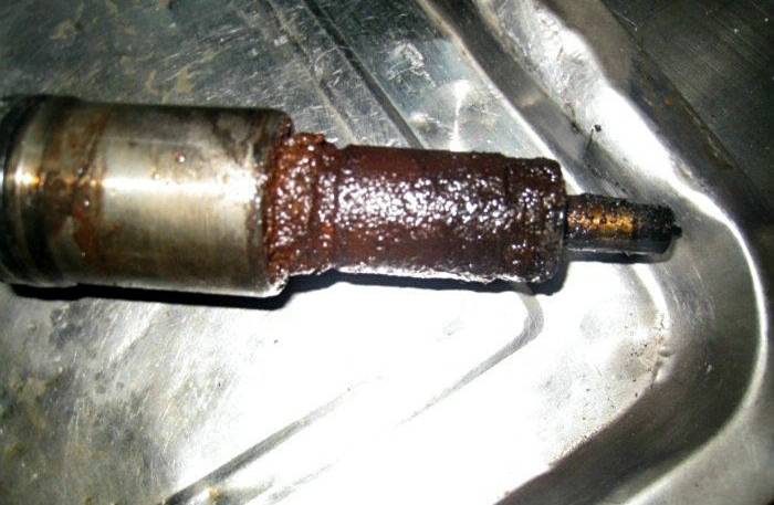 卡车发动机冒黑烟无力怎么回事,卡车动力不够油耗正常