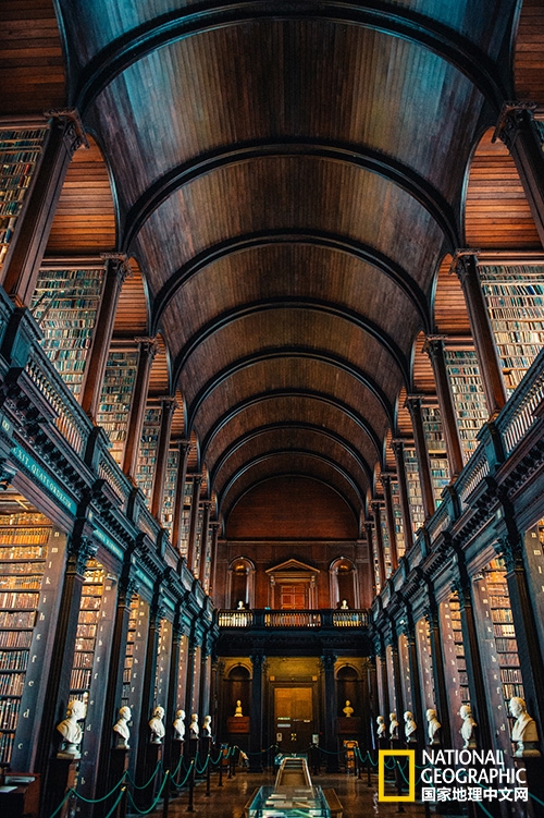 英爱岛行：寂静与喧哗，理智与情感