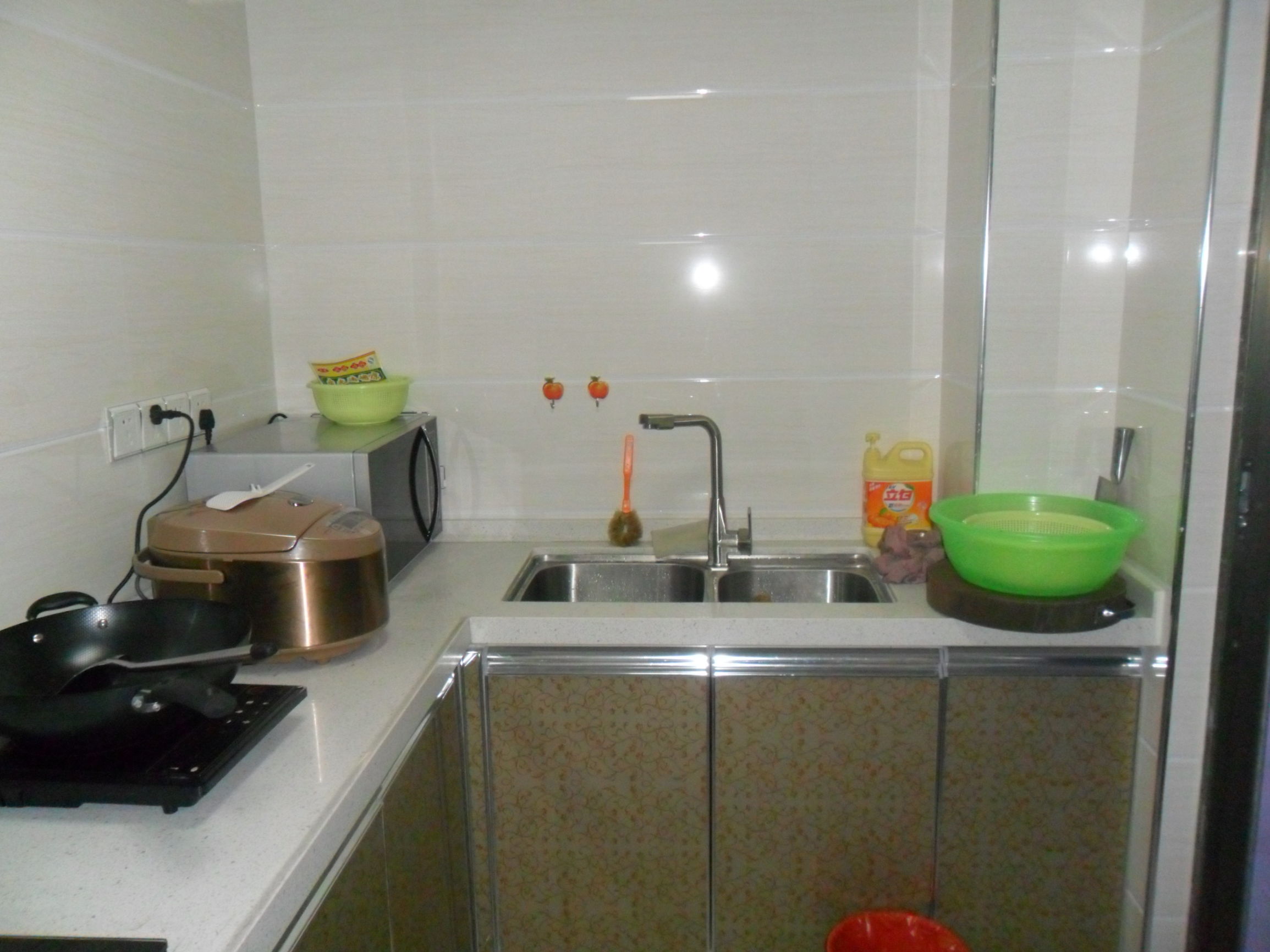 装修房子没有预留洗拖把池怎么办,老公房装修要换掉铸铁污水管吗