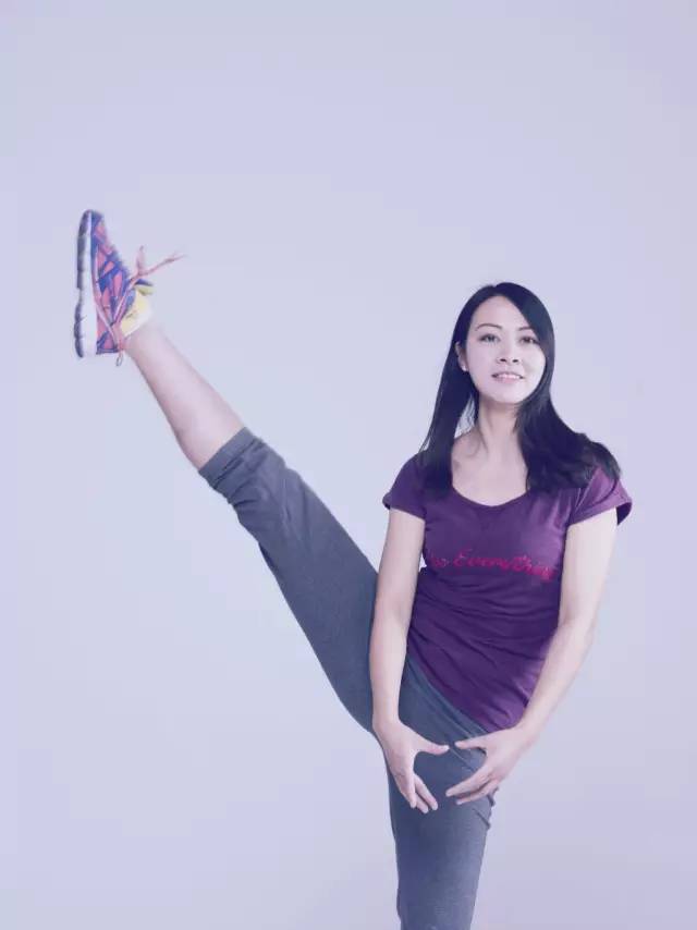 腰扭到神经了怎么办,腰被扭到了怎么办