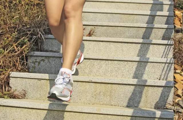 腰粗体寒的女人怎么调理,腰细腿粗胯大怎么改善