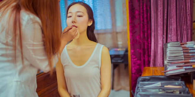 如何选一个好的跟妆,跟妆的正确方法和关注事项