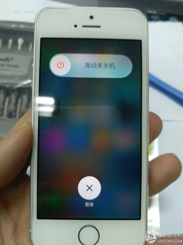 iphone5s摇动机身有响声,苹果手机振动失灵自己反复震动
