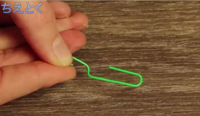 手链自己戴超难扣,手链s扣怎么戴上去不容易掉