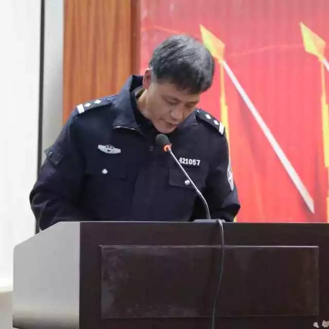 工作做得简单怎么表达,如何上台分享自己的工作经验话术