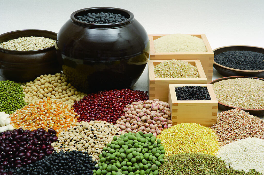 胃部出现哪些症状要当心,胃一直疼是胃癌的前兆吗