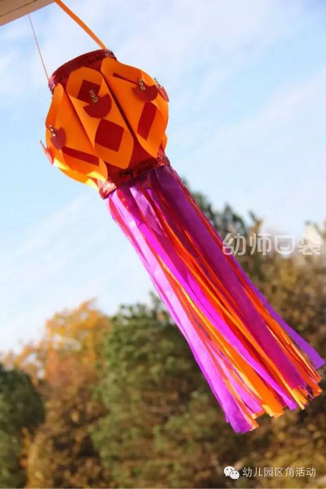 幼儿园新年灯笼布置场景,幼儿园环境布置创意挂饰