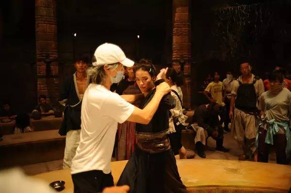 不打情怀牌，我们来谈谈这部《美人鱼》！