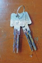 你家的防盗门锁真的安全吗,防盗门锁不容易关上