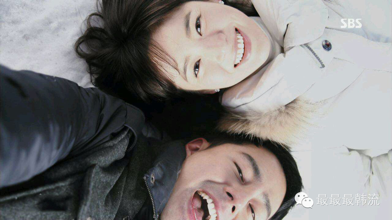 金泰妍曾经二代女团核心人物,金泰妍22年新女团