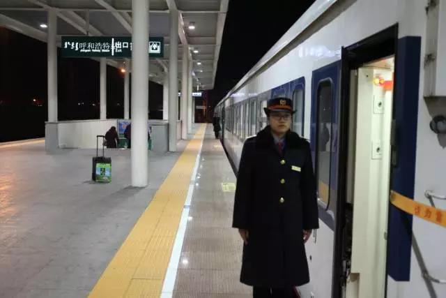 火车站列车员的真实生活,列车员上班的真实感受